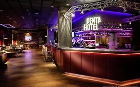 Penta Hotel Reading 4*